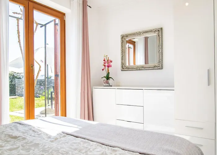 Apartament Peharovo *