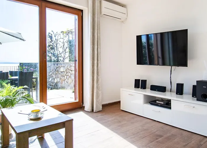 Apartment Peharovo Lovran