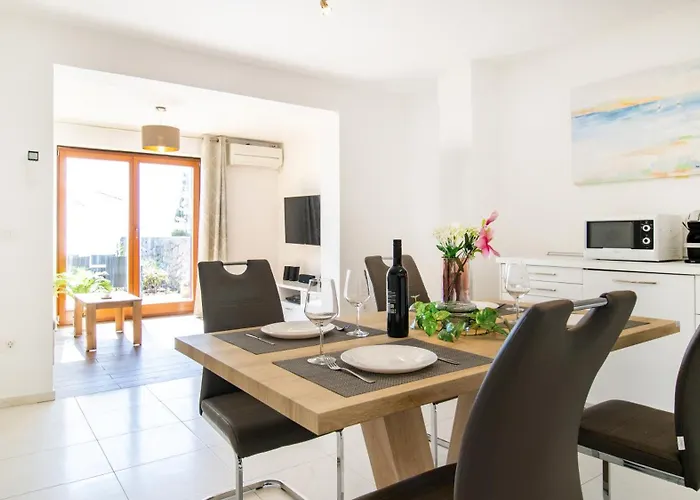 Apartment Peharovo